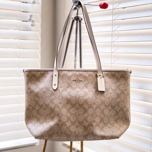 Brand new Coach tote bag.